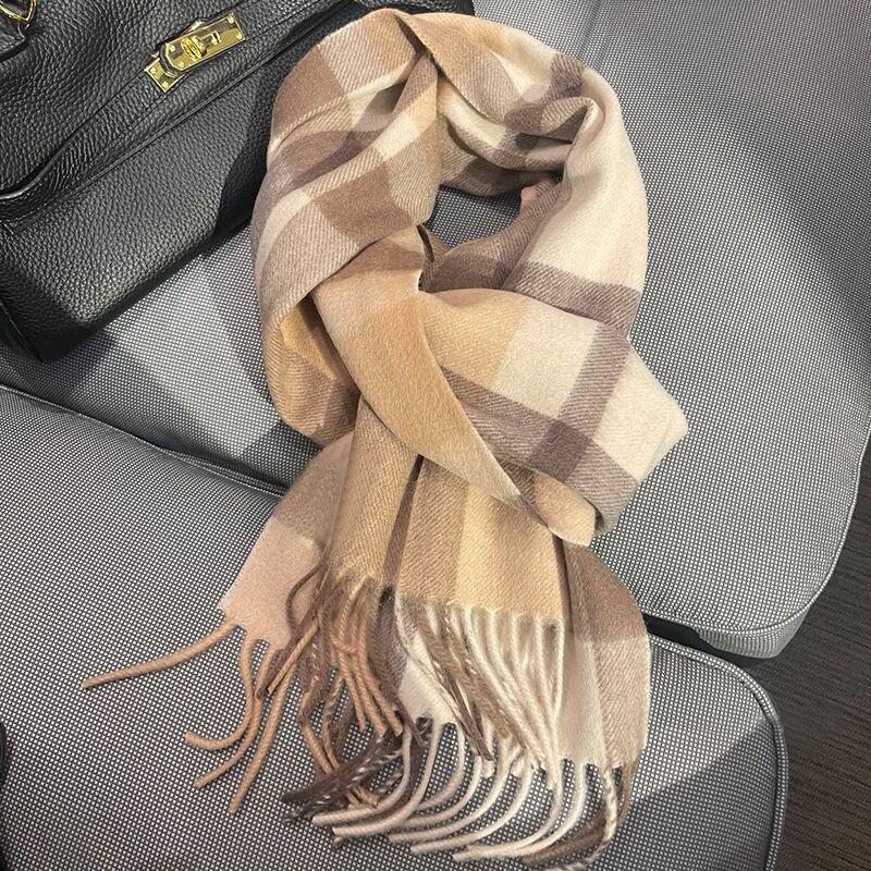 Travel Accessories High End - An exclusive autumn and winter pure
