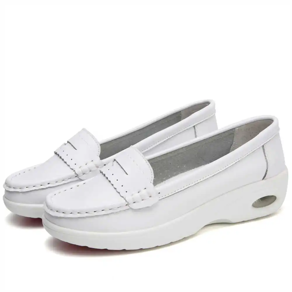 Thick Sole Slipon White Traine - Travel Accessories For Young Men recension och pris