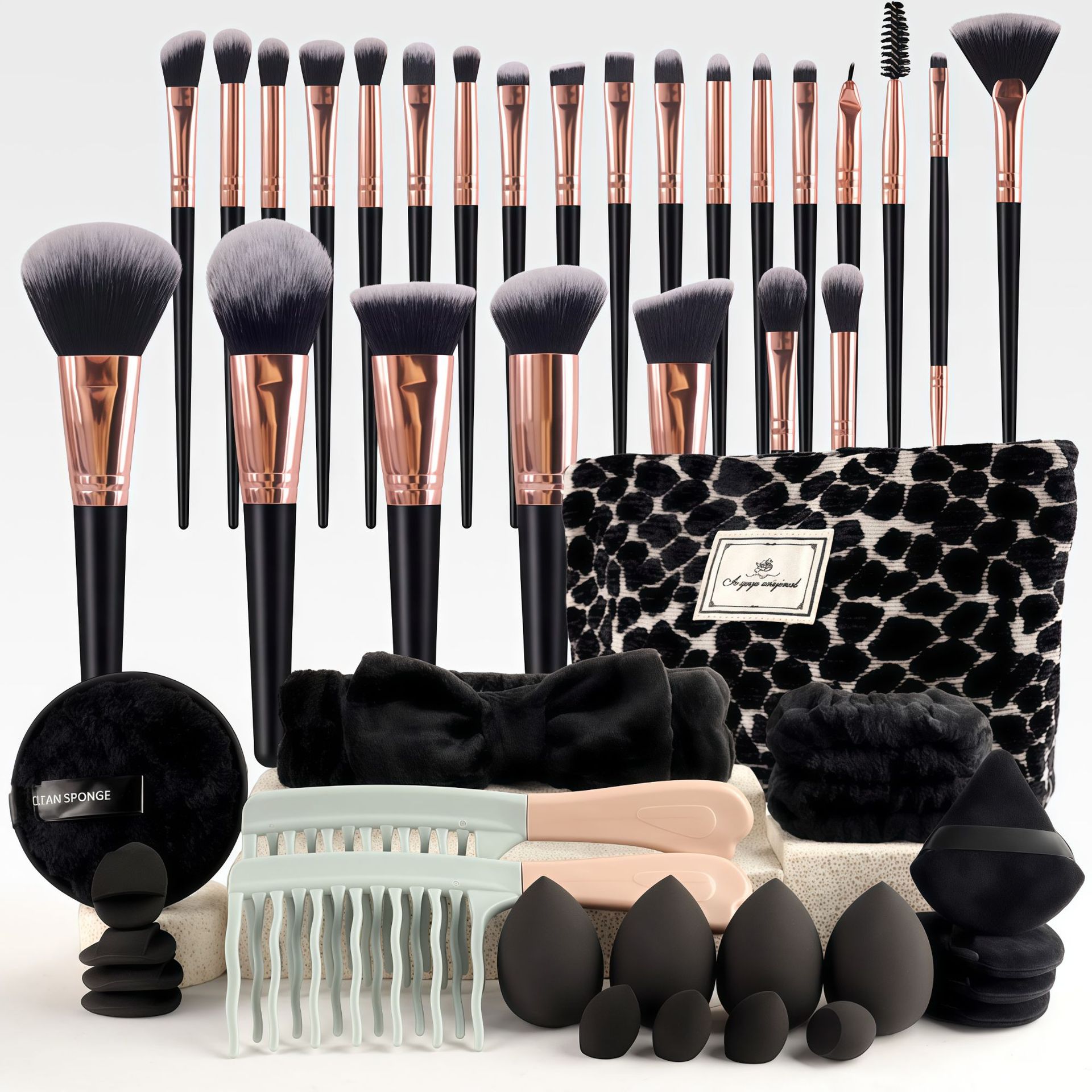Makeup Brush Set Chic Fragranc - Travel Accessories Toiletry Bag recension och pris