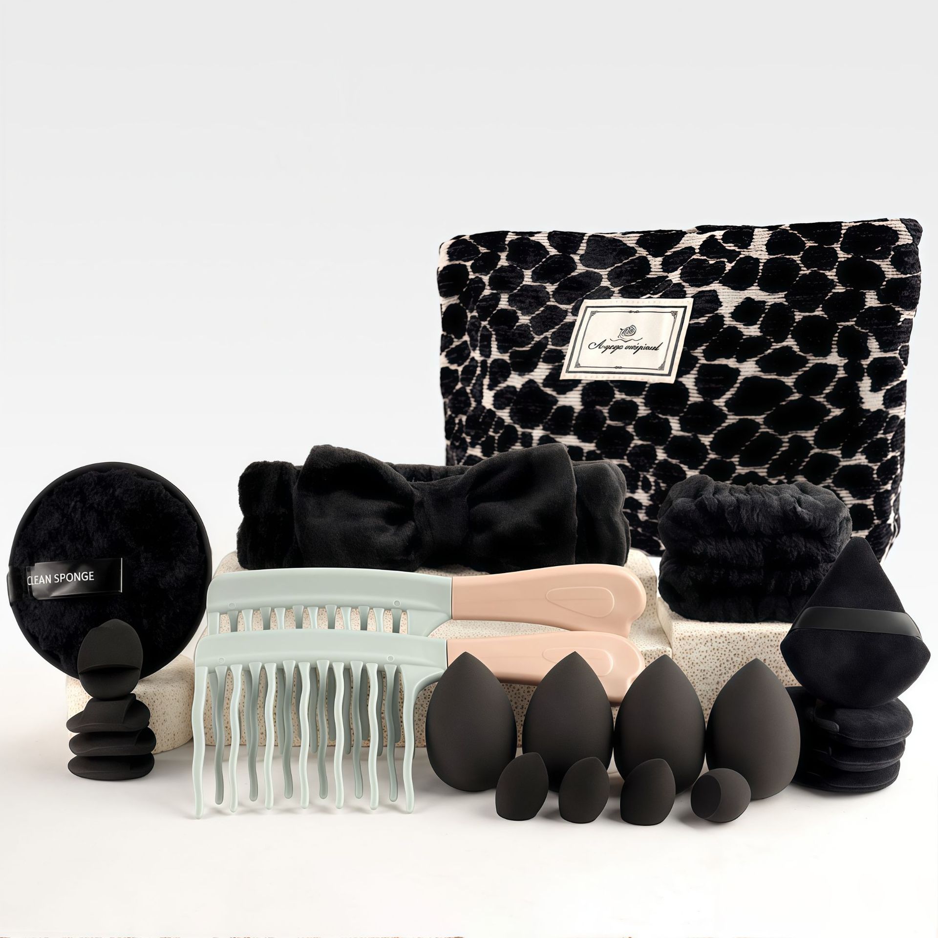 Makeup Brush Set Chic Fragranc - Travel Accessories Toiletry Bag recension och pris