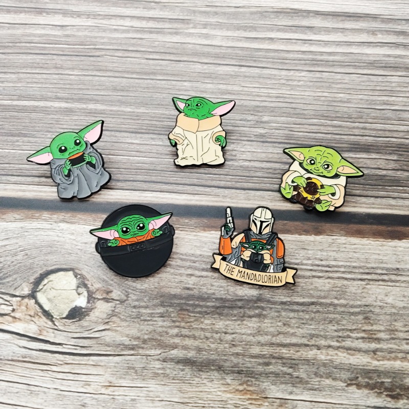 5pcs Cute cartoon Yoda badge s - Travel Accessories Cute recension och pris