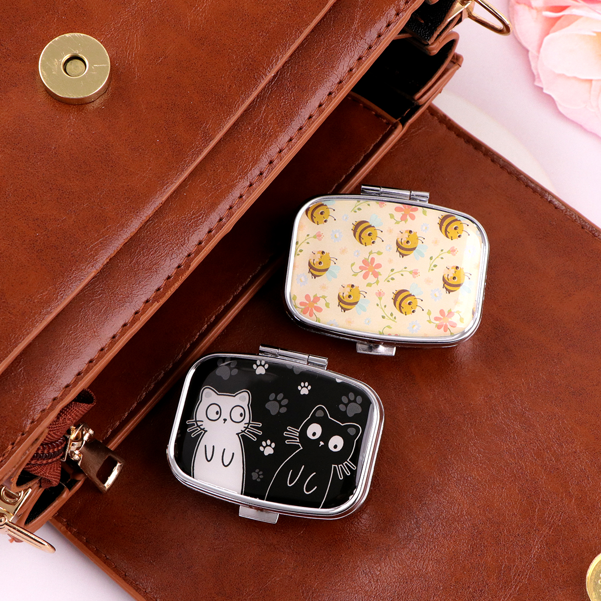 Cat Mini Pill Box 2-Compartmen - Travel Accessories For Japan recension och pris